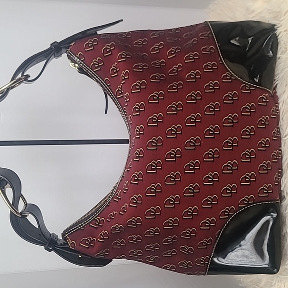 EUC Dooney & Bourke - Picture 2 of 10